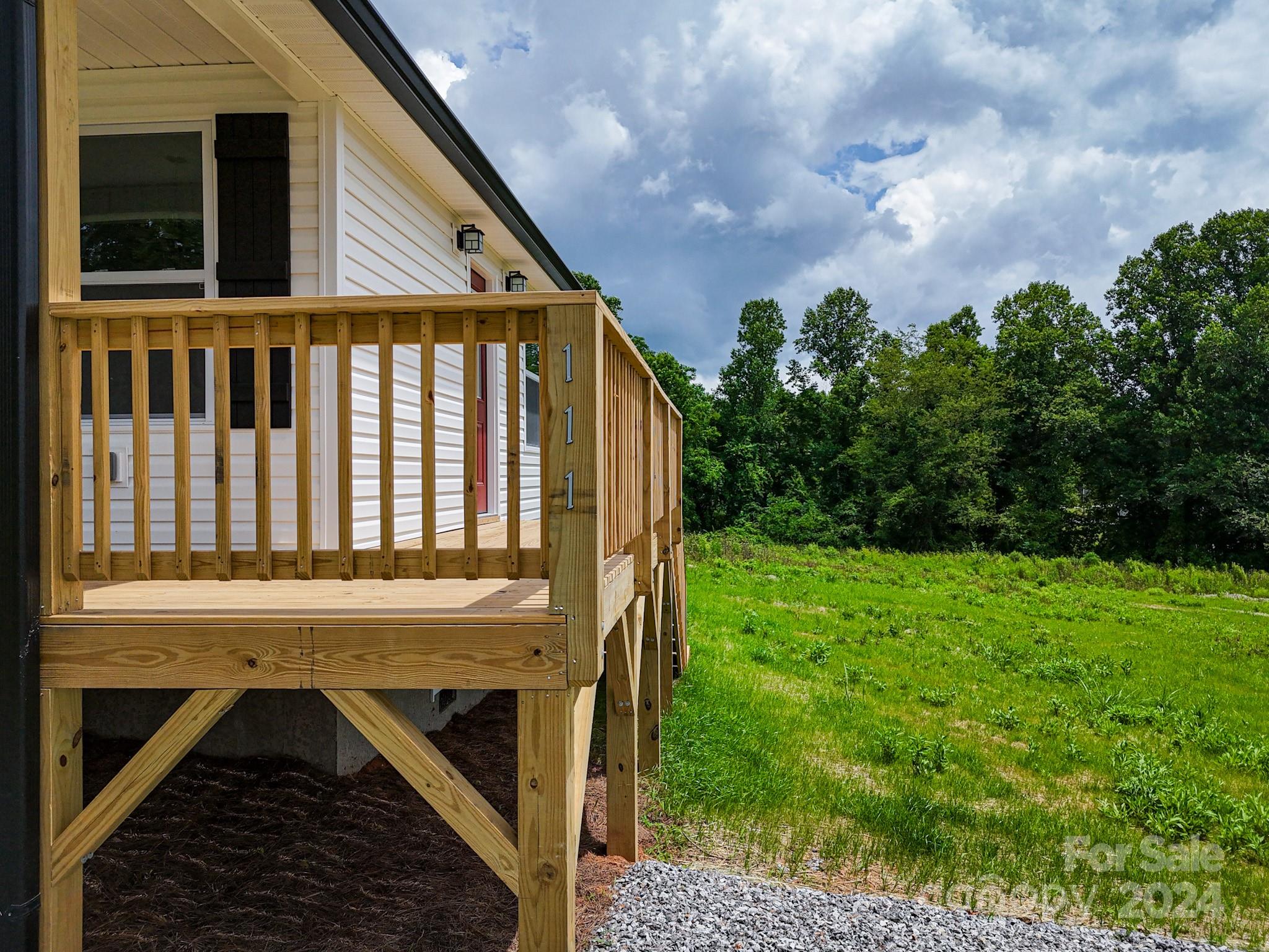 111 Tuttle Road Hendersonville, NC 28792 - Photo 3 of 37 Gallery Image 3