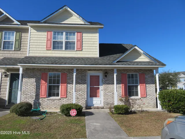 $1,275 | 309 Ashwood Drive, Jacksonville, NC 28546