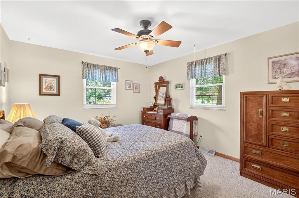 1118 Robert Drive Godfrey, IL 62035 - Photo 17 of 49