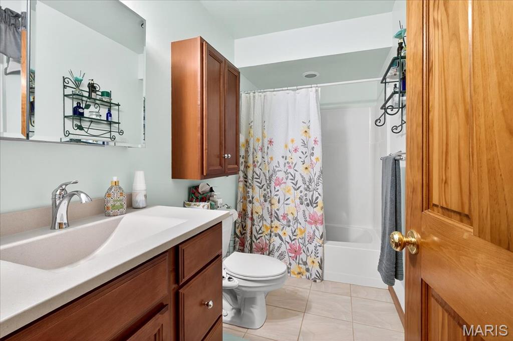 1118 Robert Drive Godfrey, IL 62035 - Photo 20 of 49