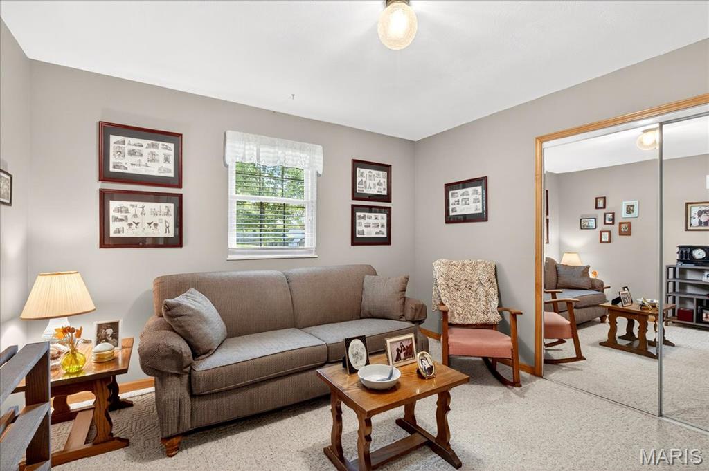 1118 Robert Drive Godfrey, IL 62035 - Photo 23 of 49