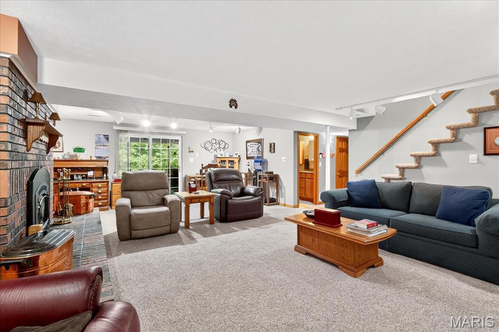 1118 Robert Drive Godfrey, IL 62035 - Photo 26 of 49