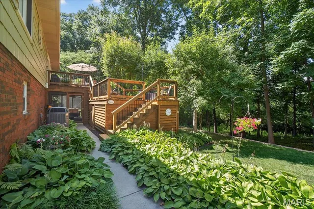 $299,900 | 1118 Robert Drive, Godfrey, IL 62035