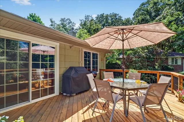 $299,900 | 1118 Robert Drive, Godfrey, IL 62035