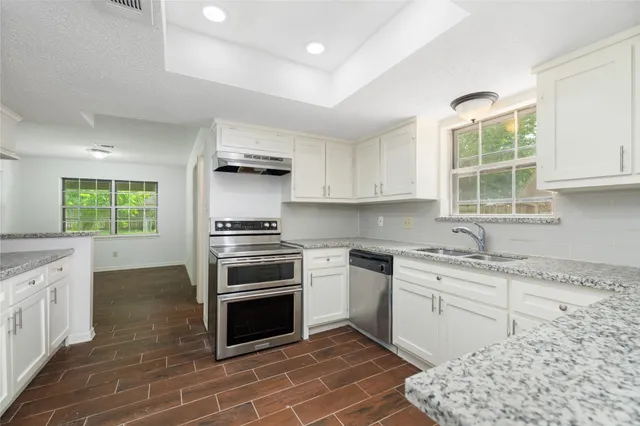 $290,000 | 1003 Romaine Lane, Houston, TX 77090