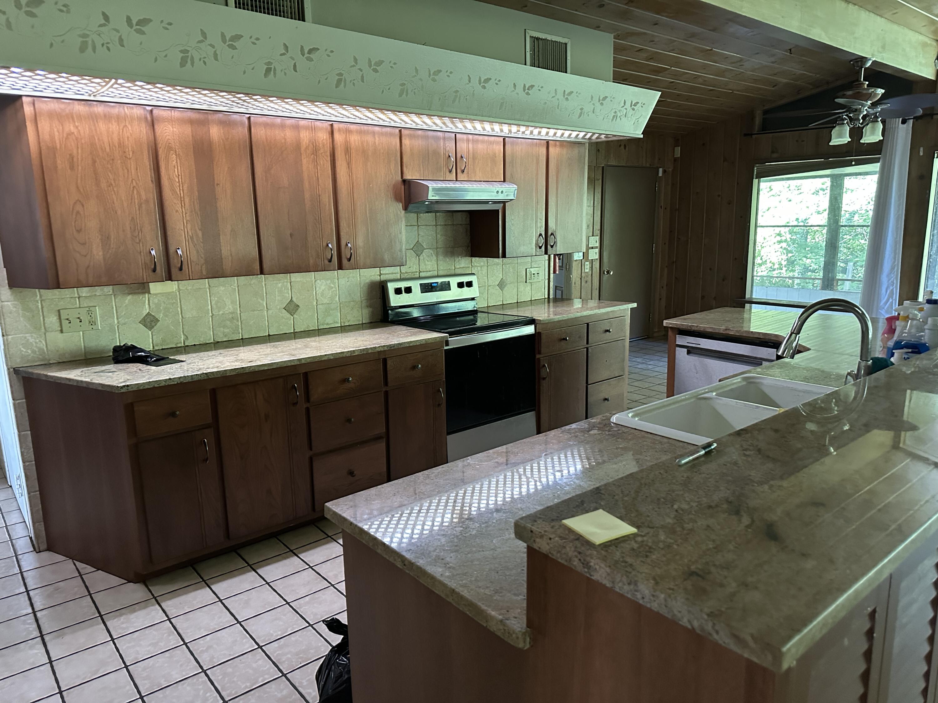 4730 Scottsdale Rd Street St. Joseph, MI 49085 - Photo 9 of 11 IMG_7196
