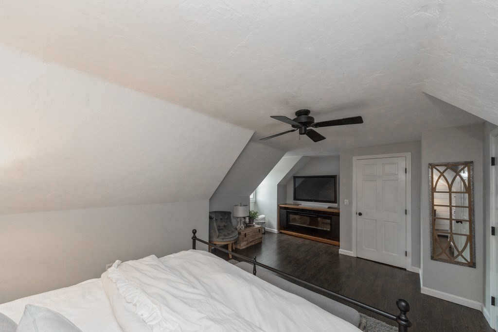 30 Barrett Road Marlborough, MA 01752 - Photo 21 of 38 Gallery Image 21
