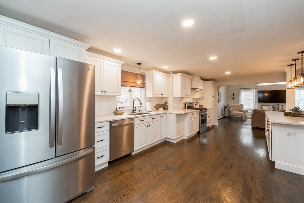 30 Barrett Road Marlborough, MA 01752 - Photo 5 of 38 Gallery Image 5