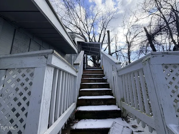 $50,000 | 1056 Clark Street, Bristol, VA 24201