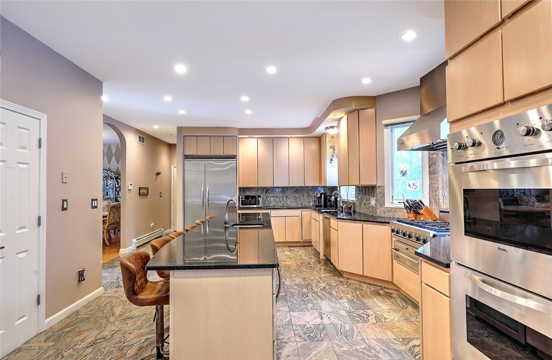 15 Morgan Court Lincoln, RI 02865 - Photo 14 of 48 Gallery Image 14