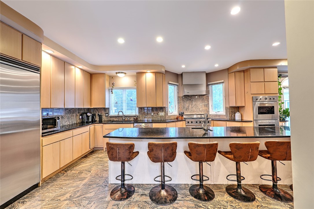 15 Morgan Court Lincoln, RI 02865 - Photo 15 of 48 Gallery Image 15