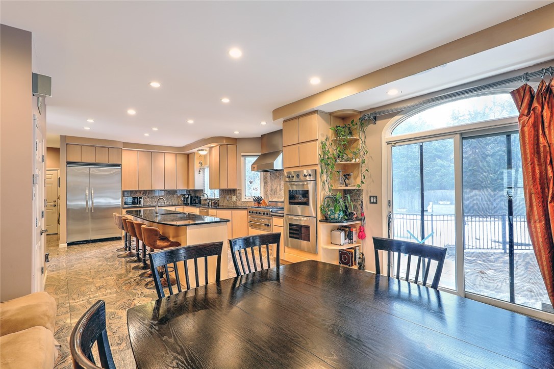 15 Morgan Court Lincoln, RI 02865 - Photo 9 of 48 Gallery Image 9