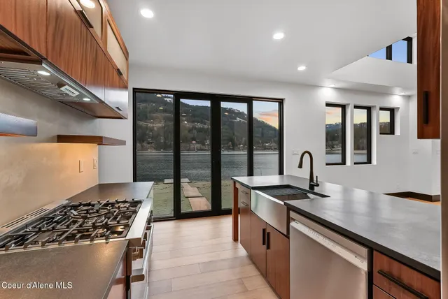 $2,780,000 | 1808 Garfield Bay Road, Sagle, ID 83860