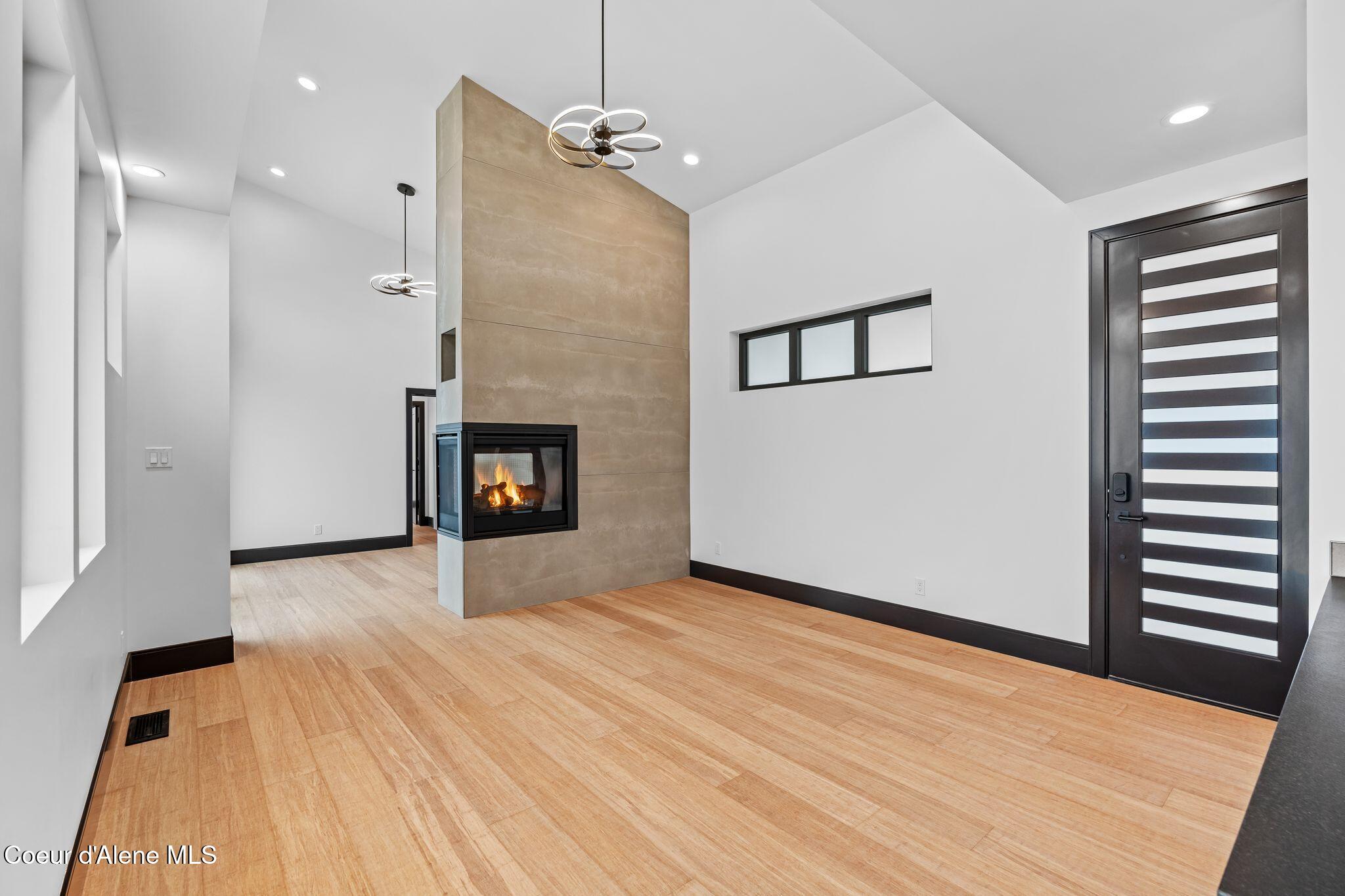 1808 Garfield Bay Road Sagle, ID 83860 - Photo 23 of 88 12_A7408474