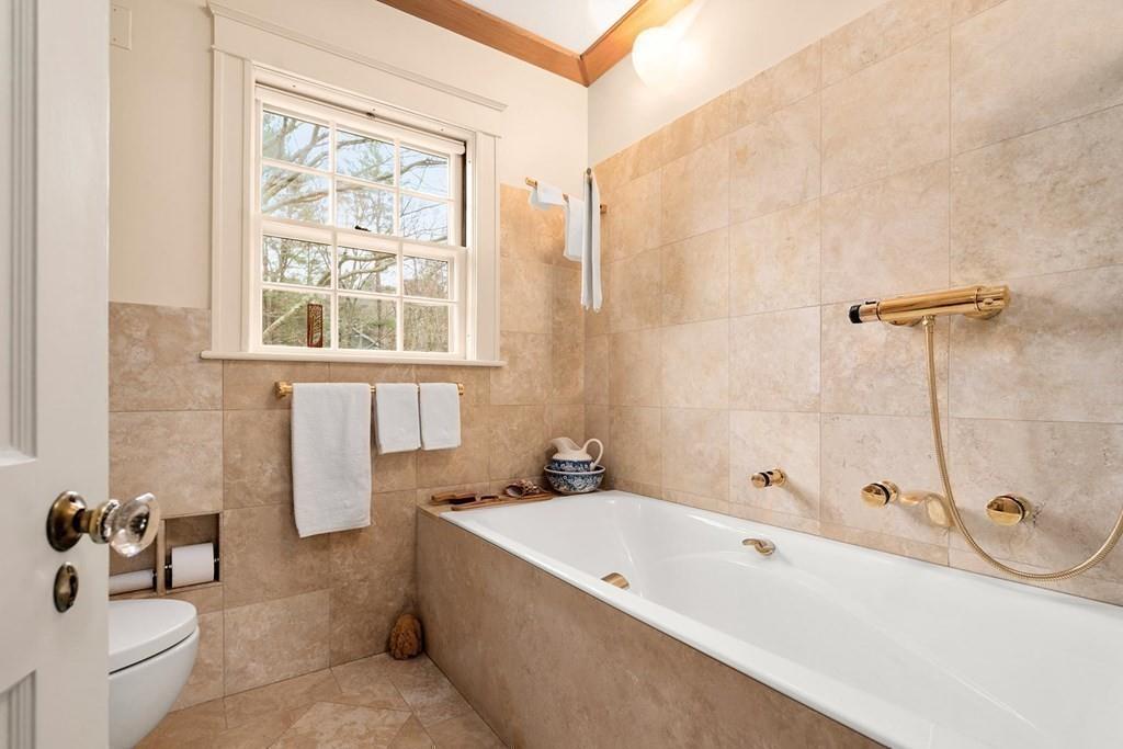 50 Tarleton Road Newton, MA 02459 - Photo 12 of 15