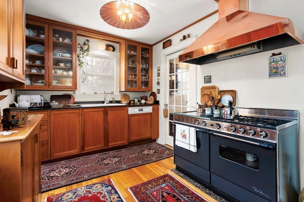 50 Tarleton Road Newton, MA 02459 - Photo 4 of 15
