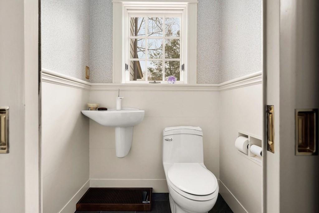 50 Tarleton Road Newton, MA 02459 - Photo 8 of 15