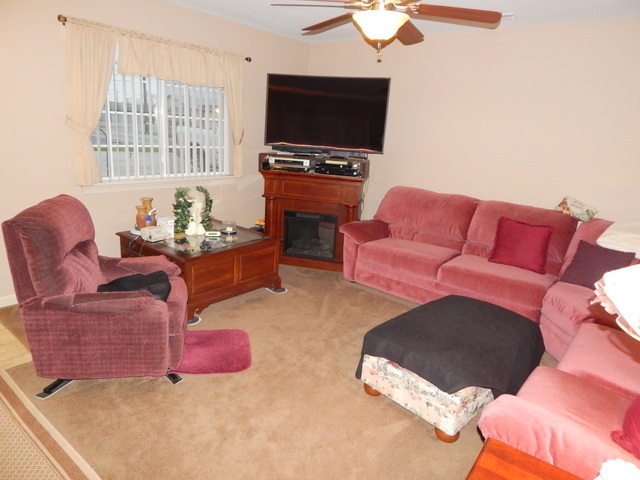 205 West Spring Street, Unit B Bluffton, IN 46714 - Photo 5 of 16 Gallery Image 5