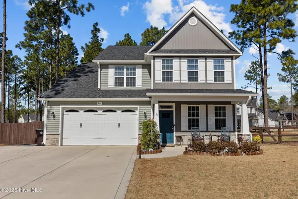 $549,900 | 217 Thistleberry Drive, Aberdeen, NC 28315