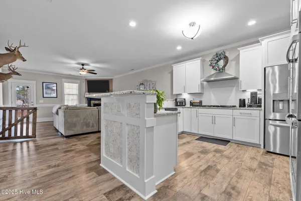 $549,900 | 217 Thistleberry Drive, Aberdeen, NC 28315