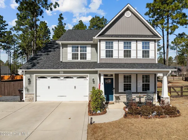 $549,900 | 217 Thistleberry Drive, Aberdeen, NC 28315