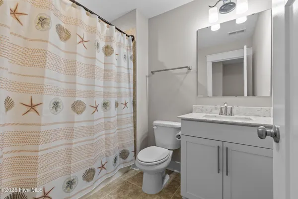 $549,900 | 217 Thistleberry Drive, Aberdeen, NC 28315