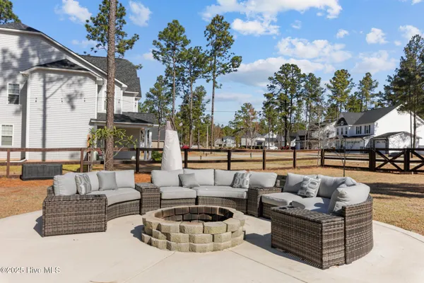 $549,900 | 217 Thistleberry Drive, Aberdeen, NC 28315