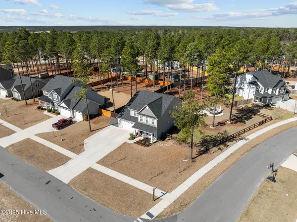 $549,900 | 217 Thistleberry Drive, Aberdeen, NC 28315