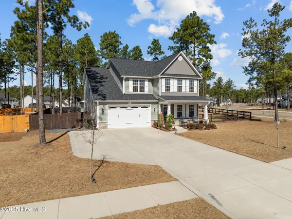$549,900 | 217 Thistleberry Drive, Aberdeen, NC 28315