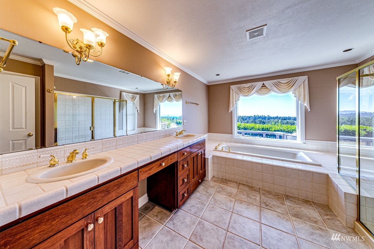 422 Elwha Bluff Road Port Angeles, WA 98363 - Photo 33 of 39 Gallery Image 33