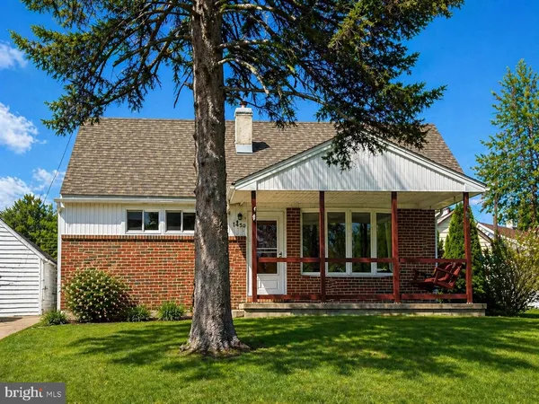 $320,000 | 1930 Central Avenue, Upper Chichester, PA 19061