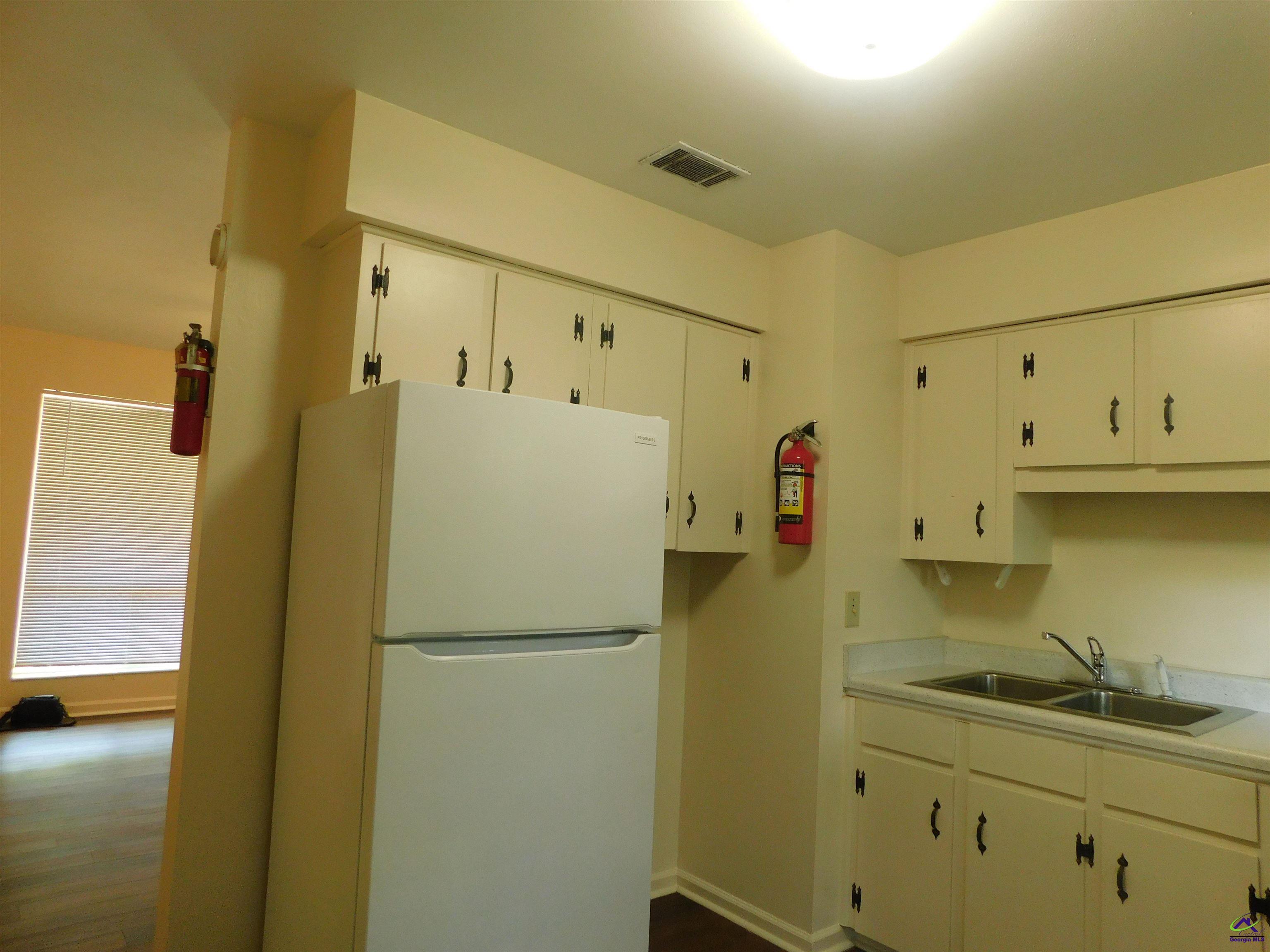 1107 South 2nd Street, Unit 8 Perry, GA 31069 - Photo 8 of 14