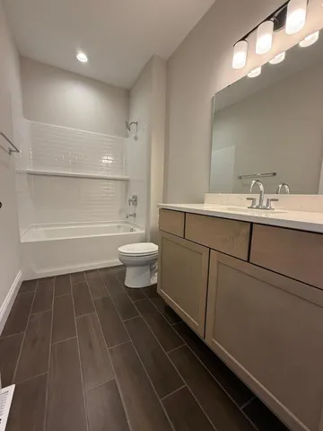 $569,990 | 1136 Oxbow Court, Pewaukee, WI 53072