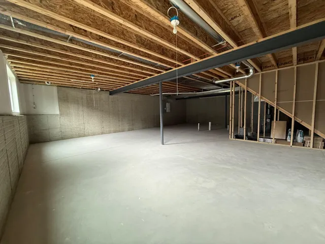 $569,990 | 1136 Oxbow Court, Pewaukee, WI 53072