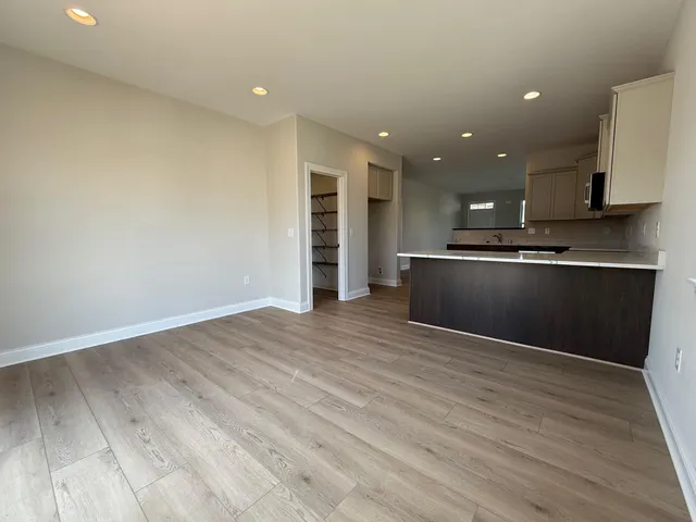 $569,990 | 1136 Oxbow Court, Pewaukee, WI 53072