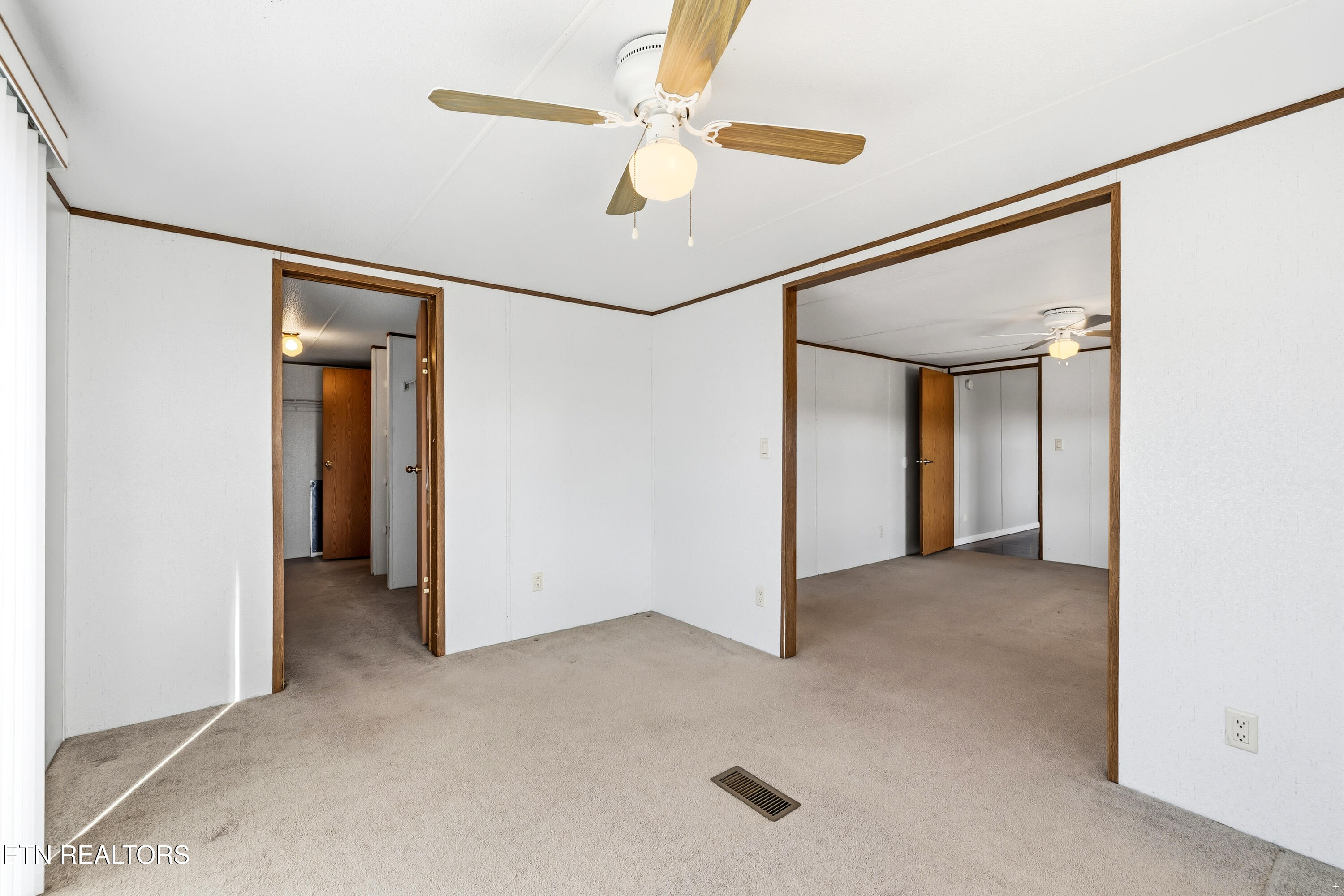 251 Glenlock Road Sweetwater, TN 37874 - Photo 15 of 37 Primary bedroom