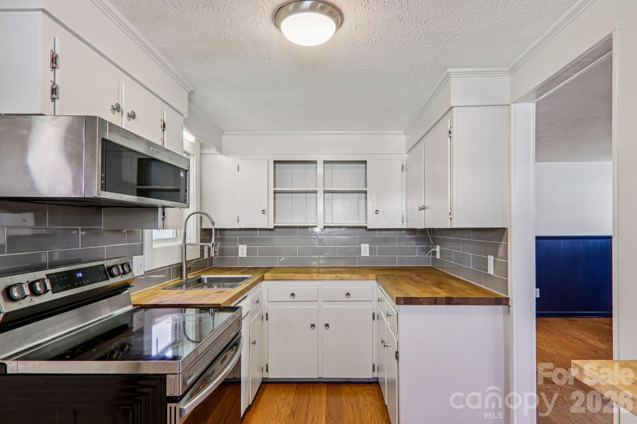 11 Huffman Road Asheville, NC 28806 - Photo 10 of 36 Gallery Image 10
