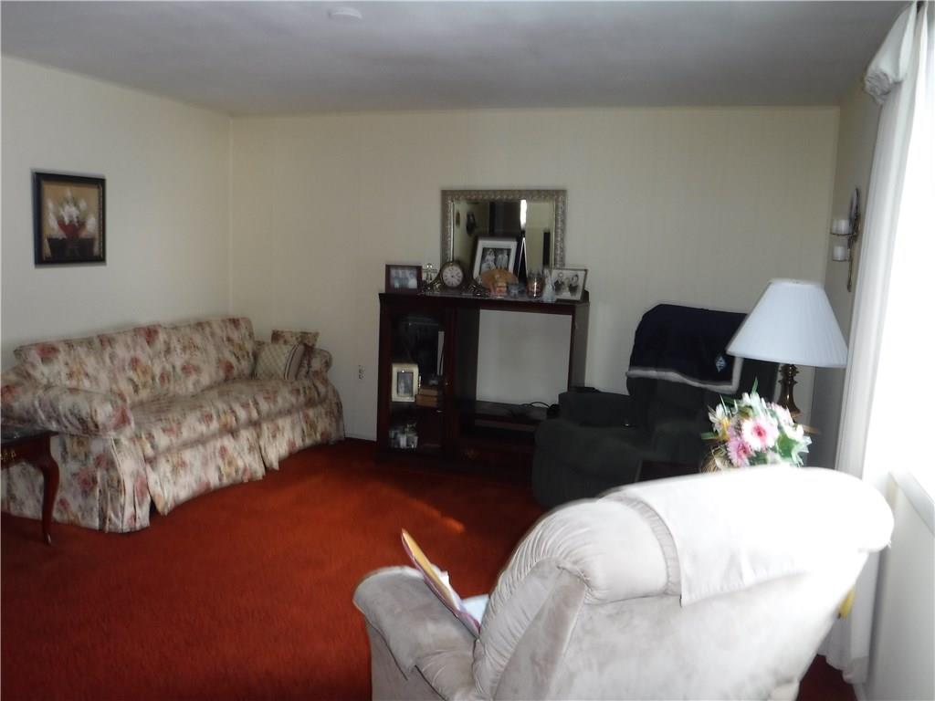 369 Glendale Road Beaver Falls, PA 15010 - Photo 11 of 25 Gallery Image 11