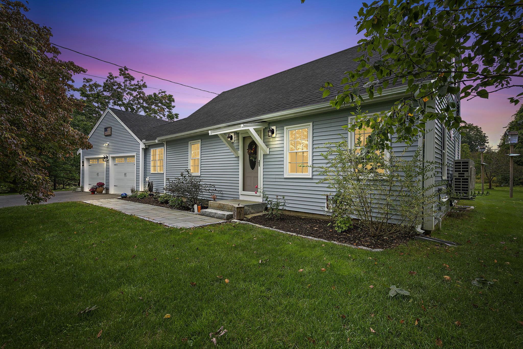272 Main Avenue South Hampton, NH 03827 - Photo 1 of 29