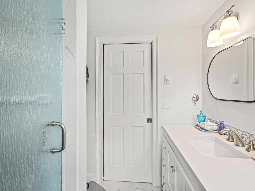 272 Main Avenue South Hampton, NH 03827 - Photo 11 of 29