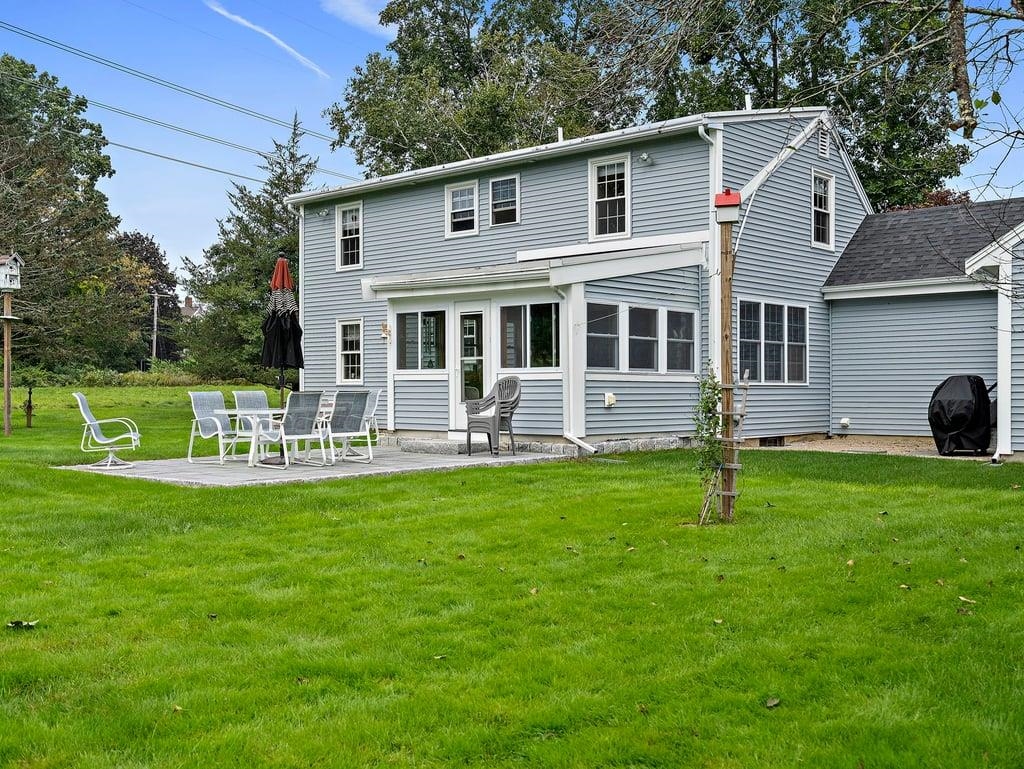 272 Main Avenue South Hampton, NH 03827 - Photo 18 of 29
