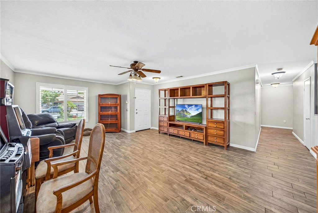 1529 Bluejay Way Hemet, CA 92545 - Photo 15 of 93