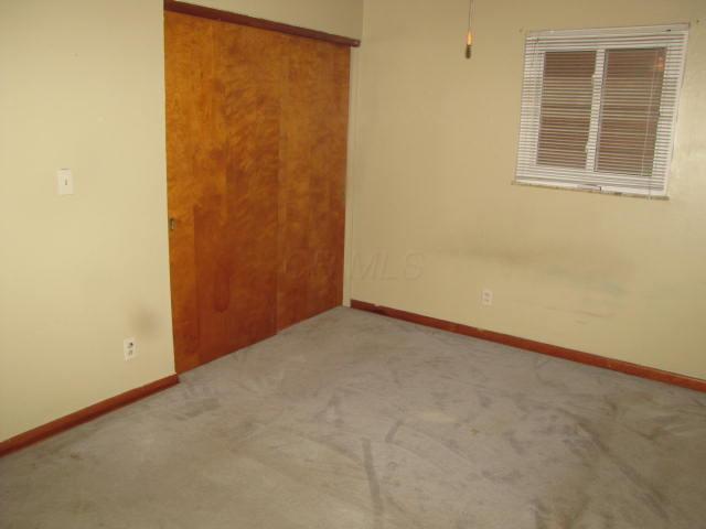 1302 Bernhard Road Columbus, OH 43227 - Photo 14 of 20 Gallery Image 14