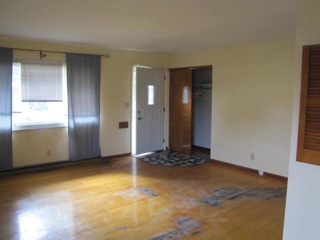 1302 Bernhard Road Columbus, OH 43227 - Photo 3 of 20 Gallery Image 3