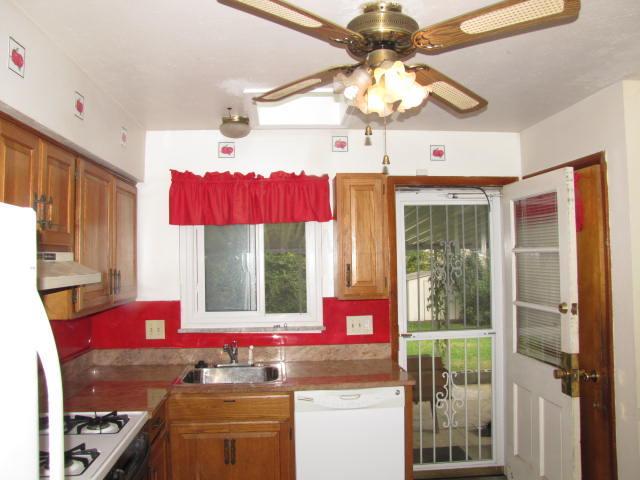1302 Bernhard Road Columbus, OH 43227 - Photo 9 of 20 Gallery Image 9