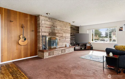 $608,800 | 1552 Northeast Narrows Avenue, Oak Harbor, WA 98277