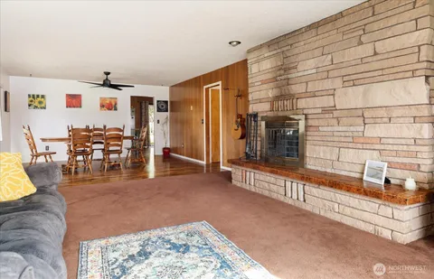 $608,800 | 1552 Northeast Narrows Avenue, Oak Harbor, WA 98277