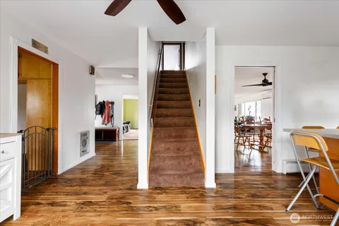 $608,800 | 1552 Northeast Narrows Avenue, Oak Harbor, WA 98277