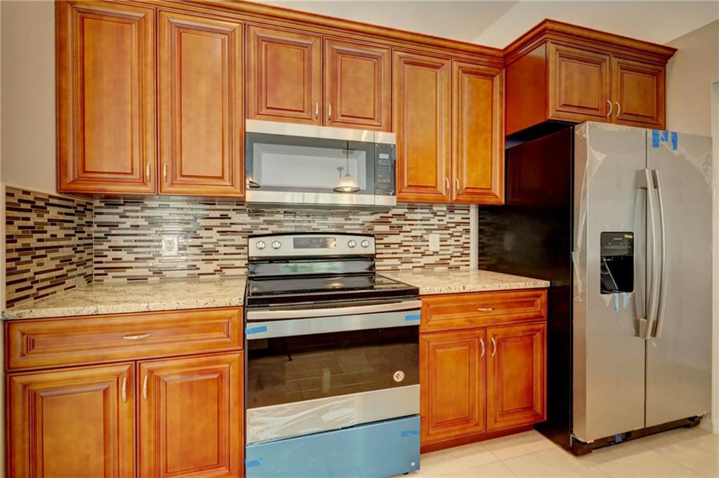 3036 Southeast Wake Road Port St. Lucie, FL 34984 - Photo 17 of 54 Gallery Image 17