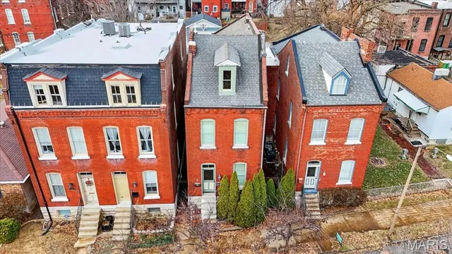$1,995 | 2919 South 18th Street, St. Louis, MO 63118